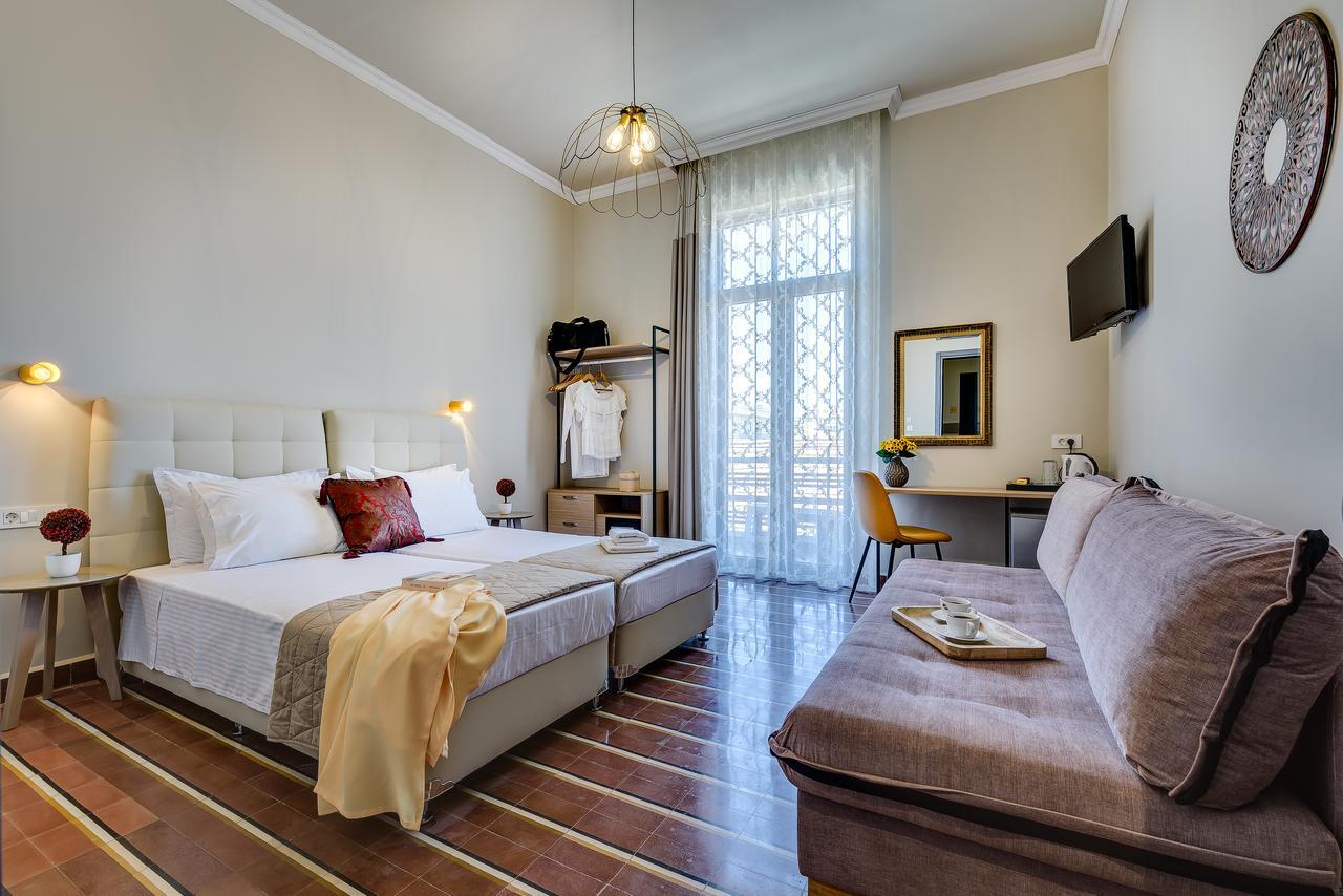 Deluxe Suite with Balcony